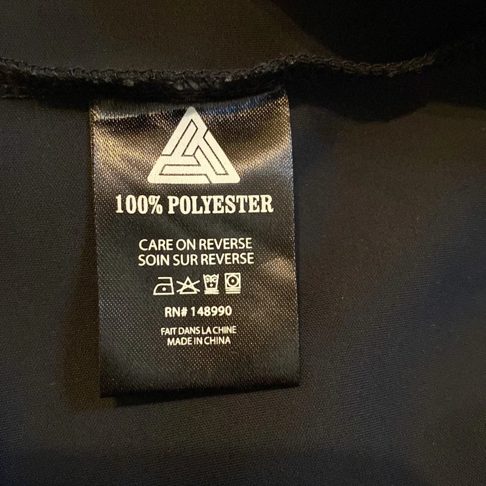 Black Pyramid Streetwear Top - Picture 12 of 13